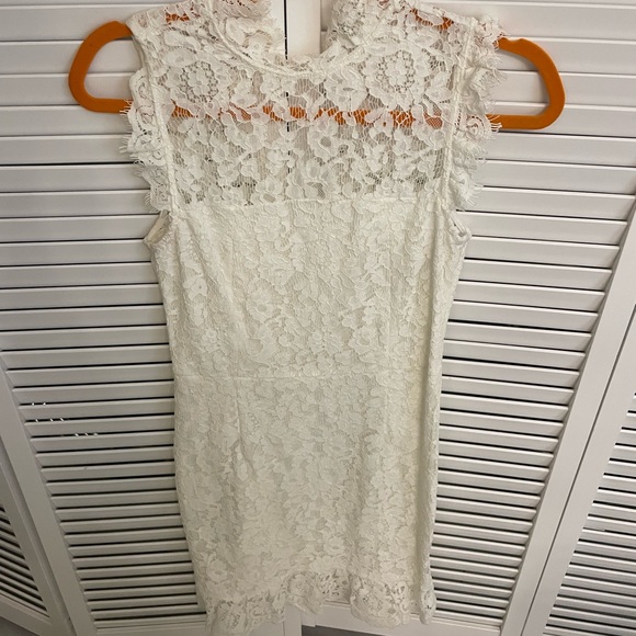 Vici Dresses & Skirts - Beautiful white lace dress